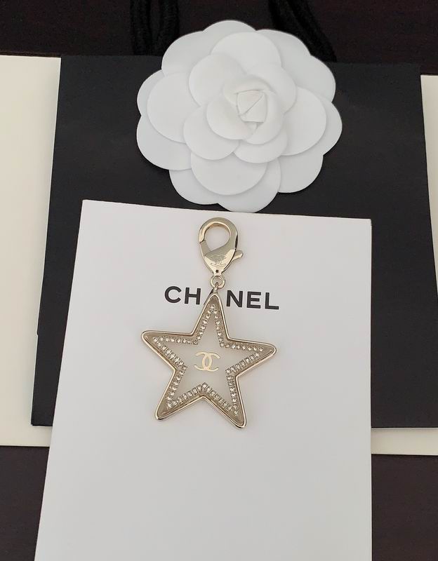 Chanel keyring lyh6